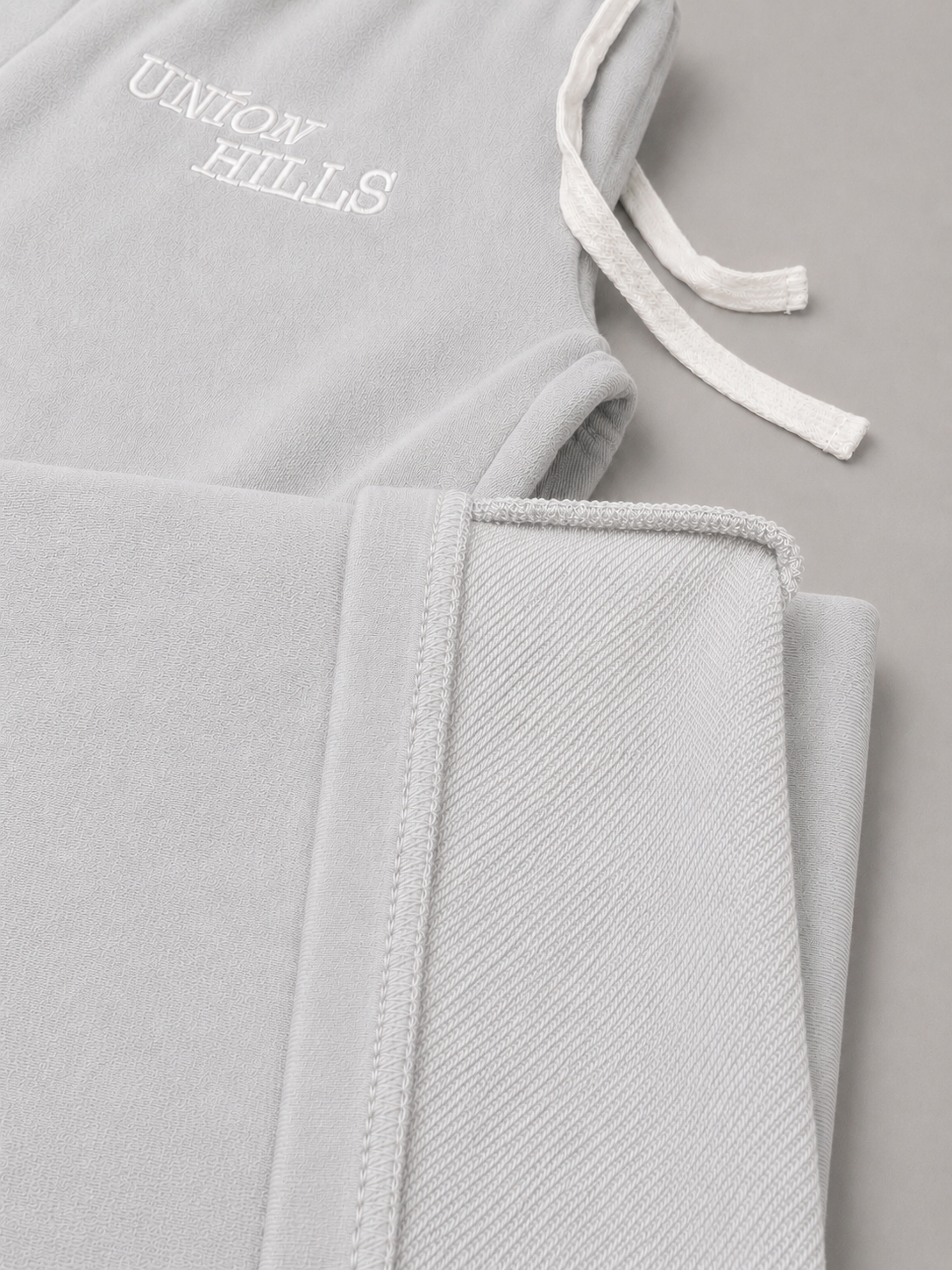 LIGHT GREY CORE SWEATPANTS