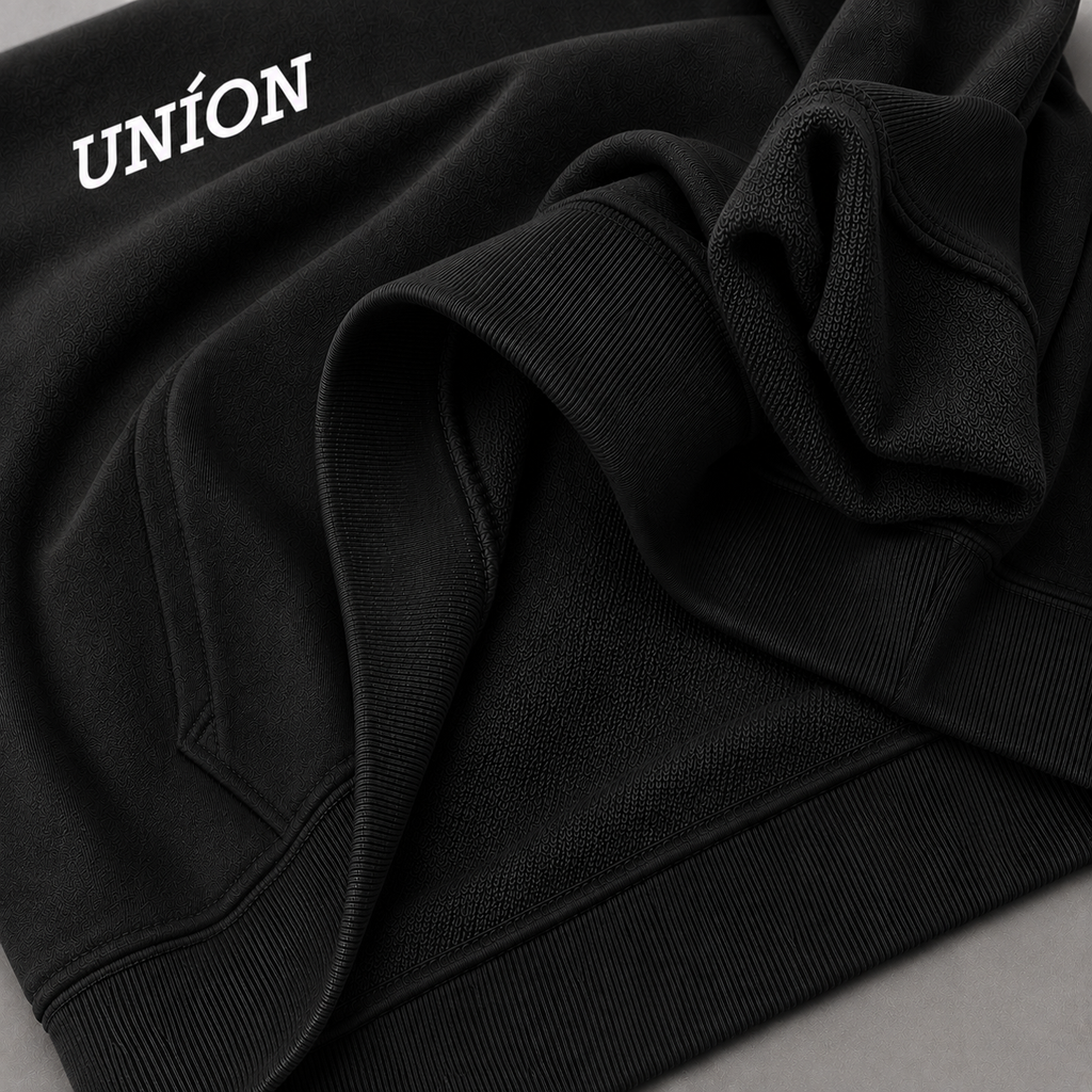 BLACK CORE HOODIE